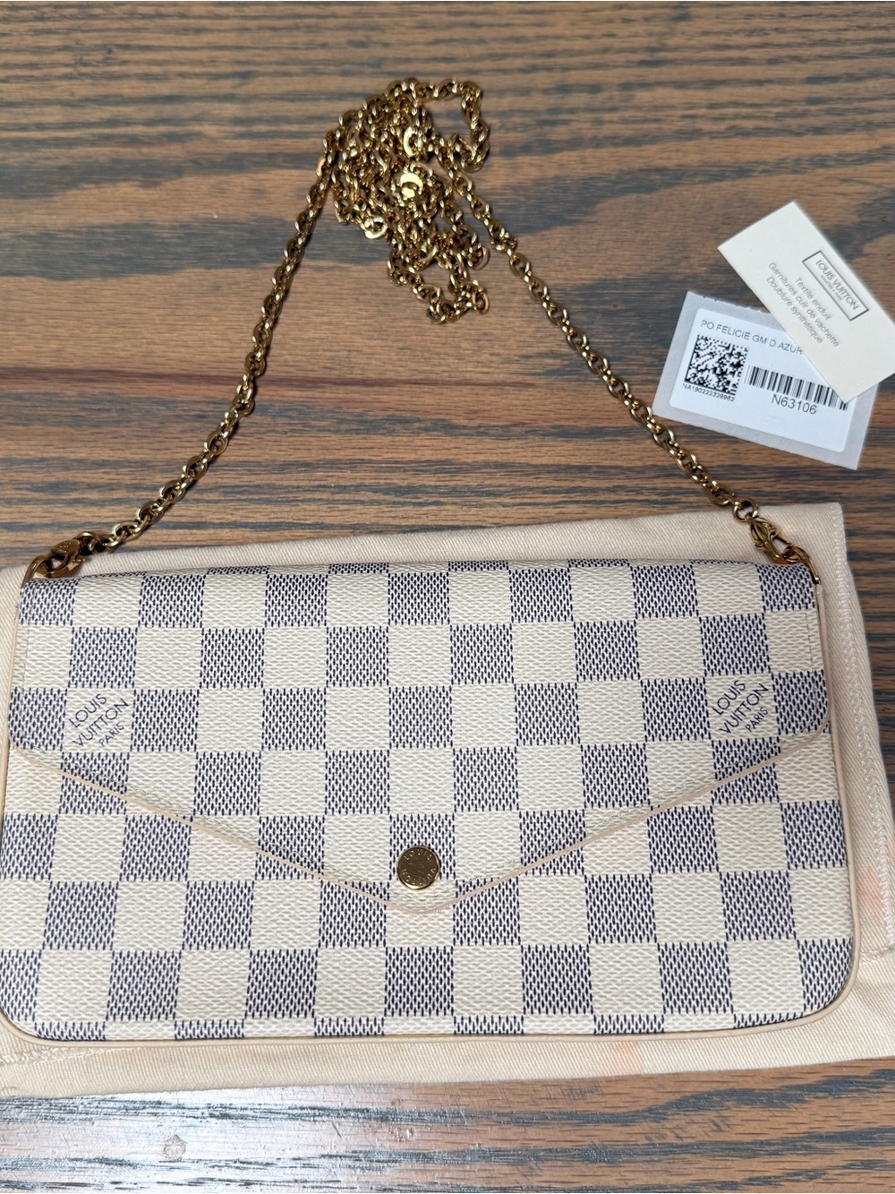 Louis Vuitton Damier Azur Pochette Felicie